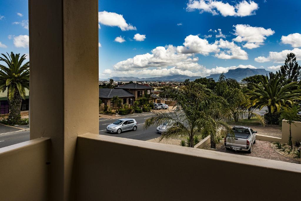 Guesthouse De Tijger Lodge Parow Pokoj fotografie