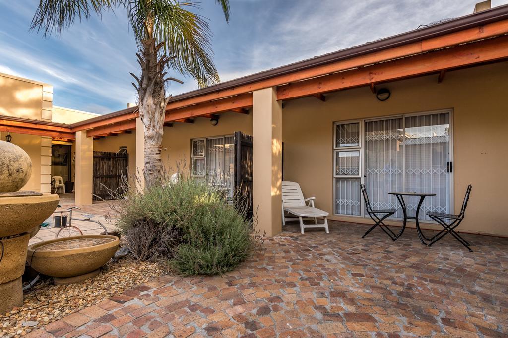 Guesthouse De Tijger Lodge Parow Exteriér fotografie